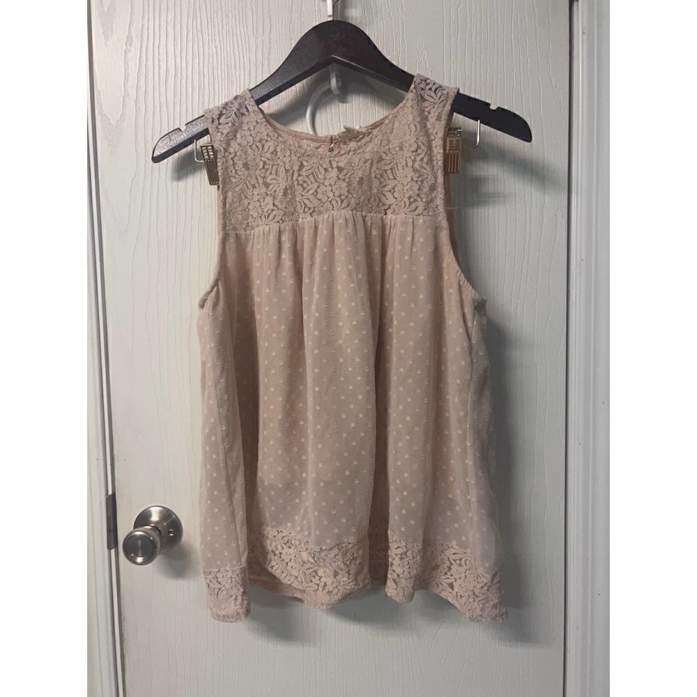 Hem & Thread Blouse